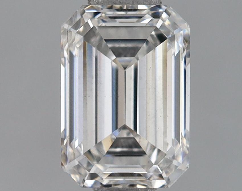 0.85 Carat Emerald Shaped Ideal Cut VS1 IGI Certified Lab Grown Diamond