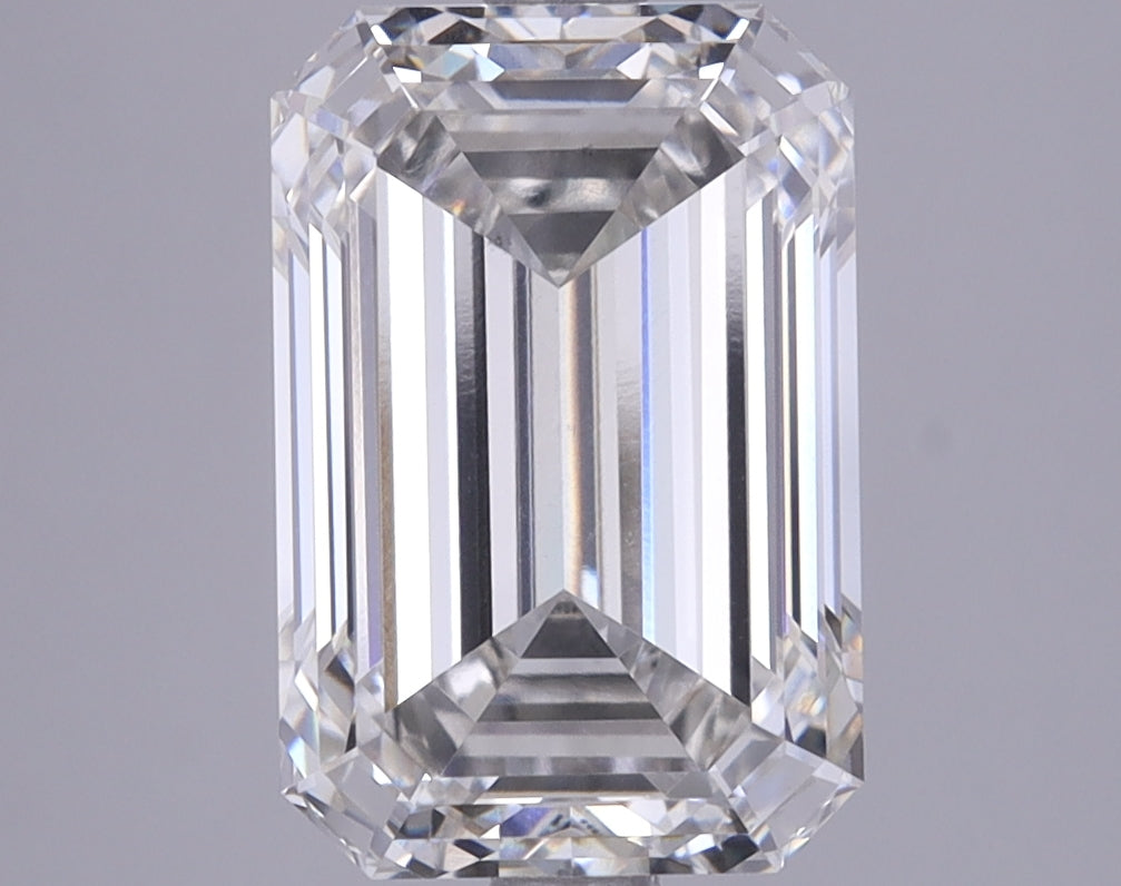3.88 Carat Emerald Shaped Excellent Cut VS2 IGI Certified Lab Grown Diamond