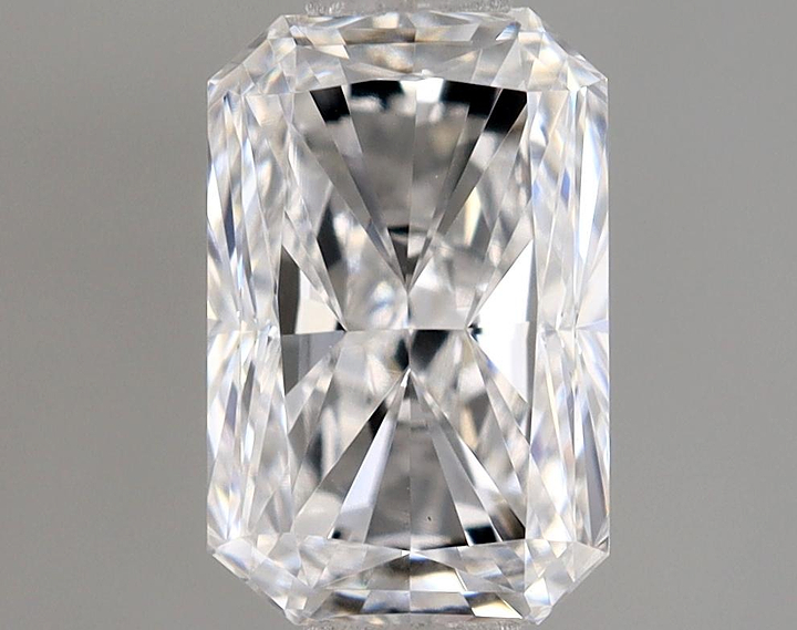 0.75 Carat Radiant Shaped Very Good Cut VVS1 IGI Certified Lab Grown Diamond