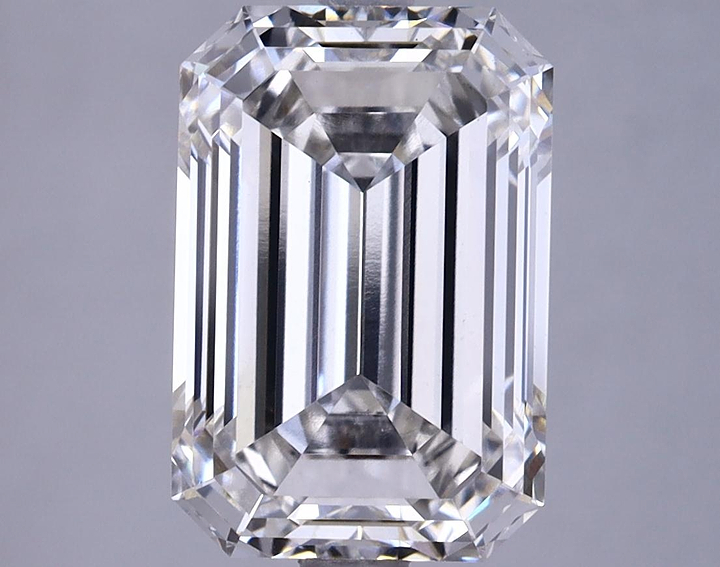 4.57 Carat Emerald Shaped Excellent Cut VS1 IGI Certified Lab Grown Diamond
