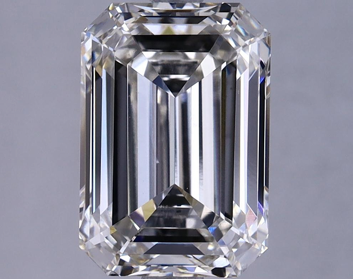 3.63 Carat Emerald Shaped Ideal Cut VS1 IGI Certified Lab Grown Diamond