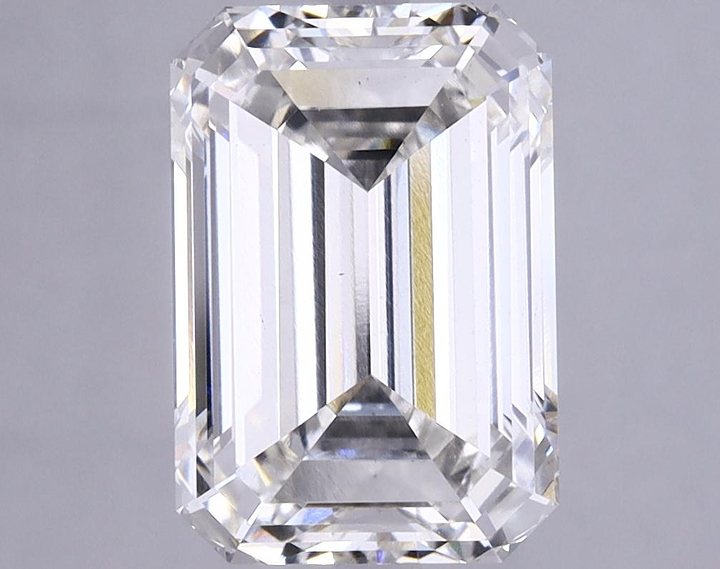 3.82 Carat Emerald Shaped Ideal Cut VS1 IGI Certified Lab Grown Diamond