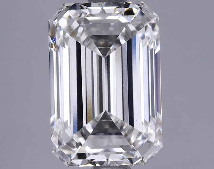 2.33 Carat Emerald Shaped Ideal Cut VS1 IGI Certified Lab Grown Diamond