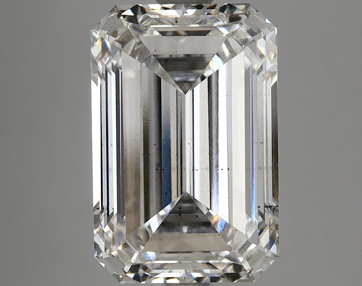 4.56 Carat Emerald Shaped Excellent Cut SI1 IGI Certified Lab Grown Diamond
