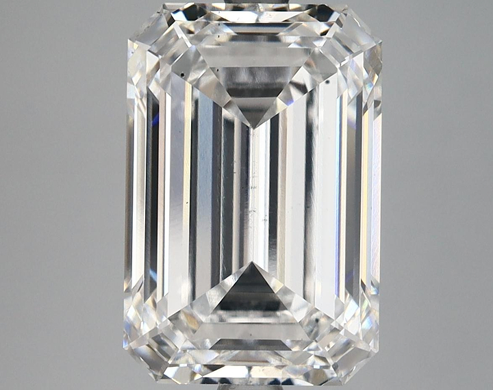 5.54 Carat Emerald Shaped Excellent Cut VS2 IGI Certified Lab Grown Diamond