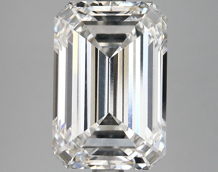 4.57 Carat Emerald Shaped Ideal Cut VS2 IGI Certified Lab Grown Diamond