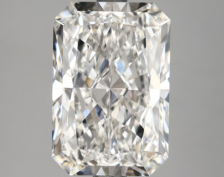 3.68 Carat Radiant Shaped Ideal Cut VVS2 IGI Certified Lab Grown Diamond