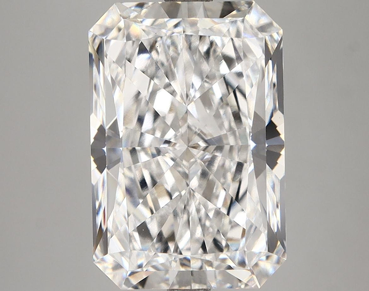 5.21 Carat Radiant Shaped Ideal Cut VS1 IGI Certified Lab Grown Diamond