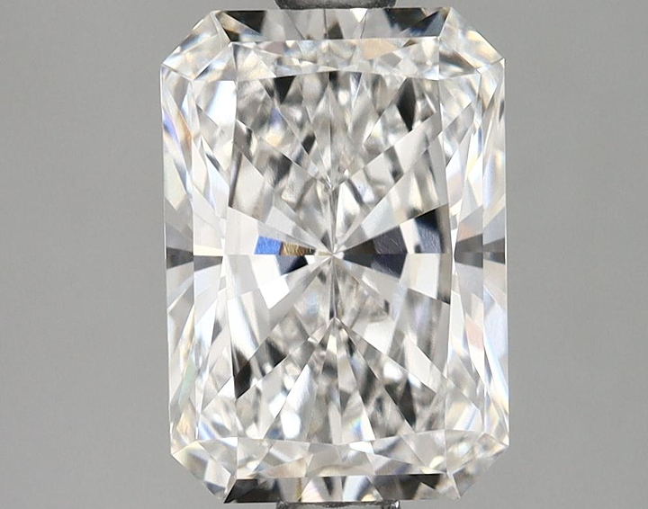 2.08 Carat Radiant Shaped Ideal Cut VVS2 IGI Certified Lab Grown Diamond