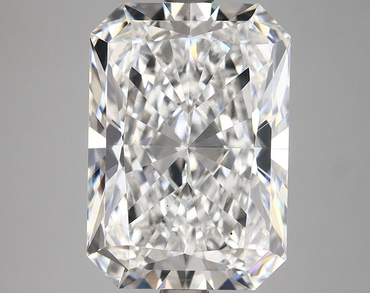 5.57 Carat Radiant Shaped Ideal Cut VS1 IGI Certified Lab Grown Diamond