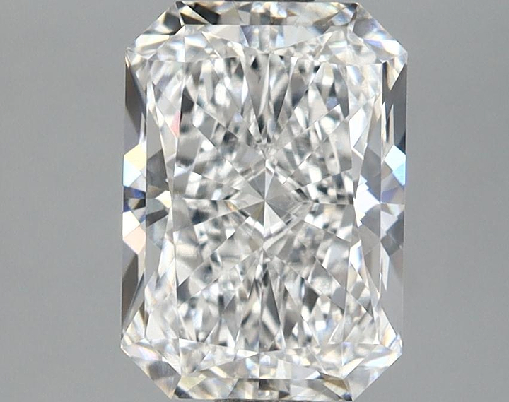 2.1 Carat Radiant Shaped Ideal Cut VS1 IGI Certified Lab Grown Diamond
