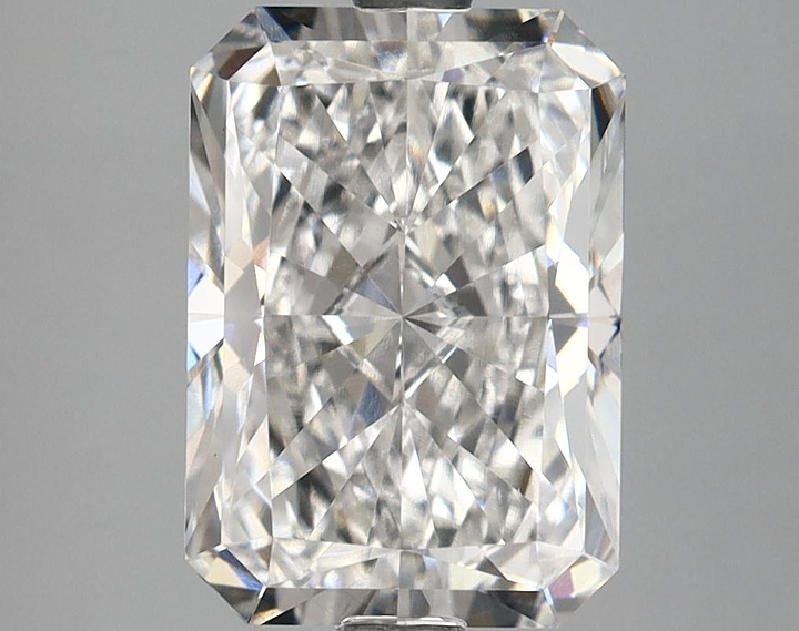 3.61 Carat Radiant Shaped Ideal Cut VVS2 IGI Certified Lab Grown Diamond