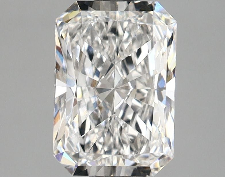 1.5 Carat Radiant Shaped Ideal Cut VVS2 IGI Certified Lab Grown Diamond