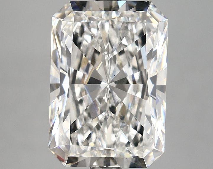 4.17 Carat Radiant Shaped Ideal Cut VS1 IGI Certified Lab Grown Diamond