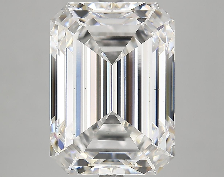 9.0 Carat Emerald Shaped Excellent Cut VS2 IGI Certified Lab Grown Diamond