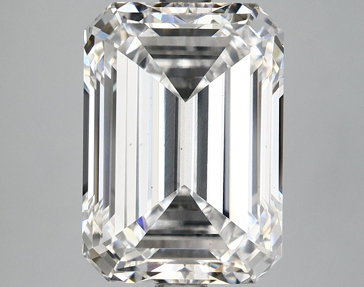 5.53 Carat Emerald Shaped Ideal Cut VS1 IGI Certified Lab Grown Diamond