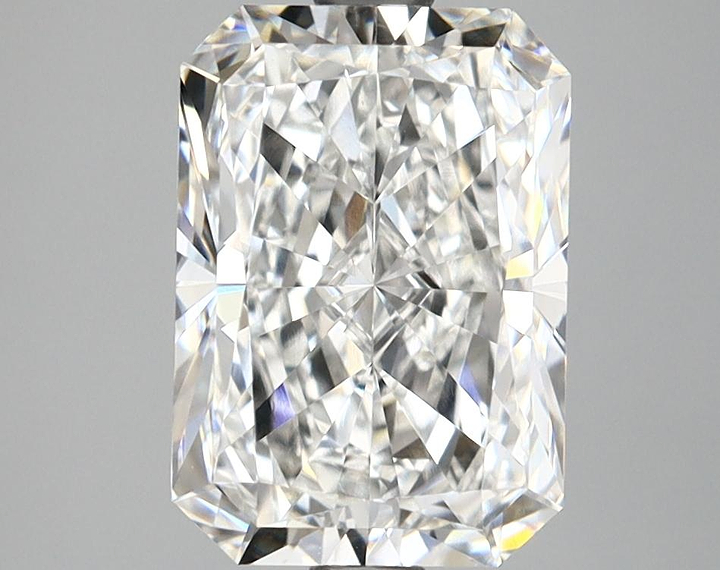 3.03 Carat Radiant Shaped Ideal Cut VVS2 IGI Certified Lab Grown Diamond