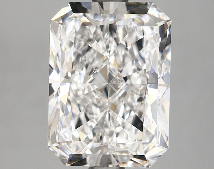 2.97 Carat Radiant Shaped Excellent Cut VVS2 IGI Certified Lab Grown Diamond