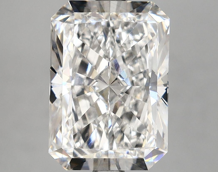 4.17 Carat Radiant Shaped Ideal Cut VS1 IGI Certified Lab Grown Diamond