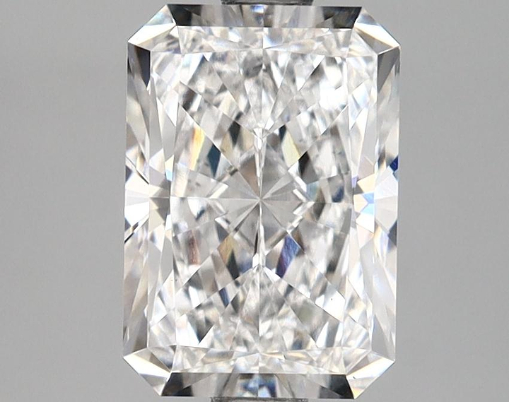 2.06 Carat Radiant Shaped Ideal Cut VS1 IGI Certified Lab Grown Diamond