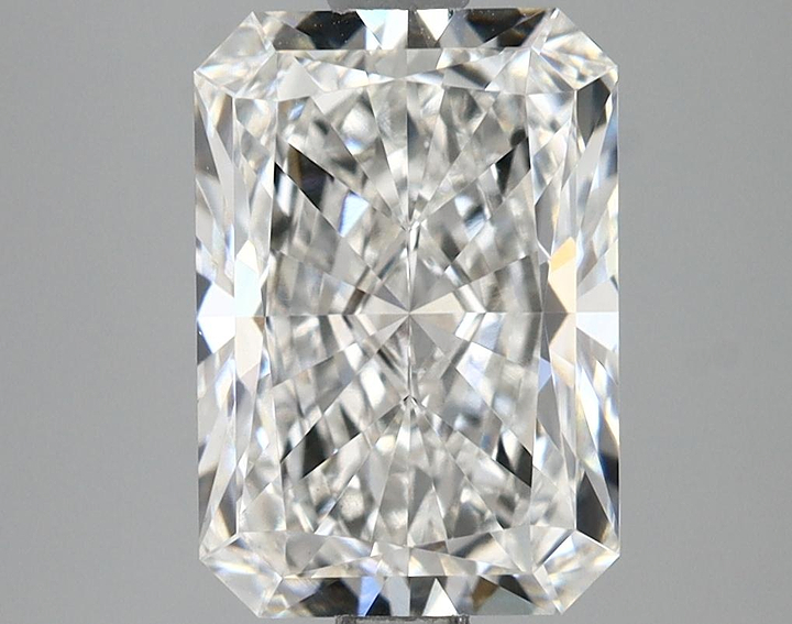 3.03 Carat Radiant Shaped Ideal Cut VVS2 IGI Certified Lab Grown Diamond