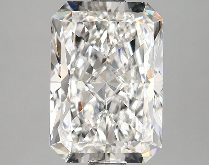 2.56 Carat Radiant Shaped Ideal Cut VVS2 IGI Certified Lab Grown Diamond