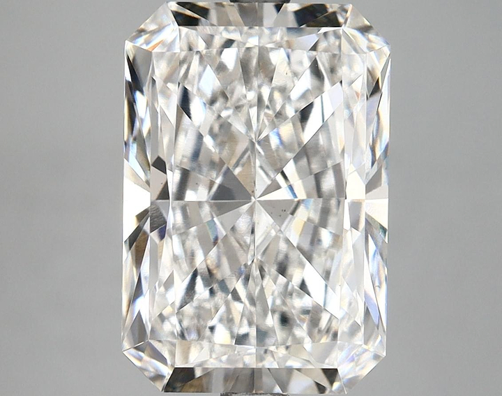 4.64 Carat Radiant Shaped Ideal Cut VS1 IGI Certified Lab Grown Diamond