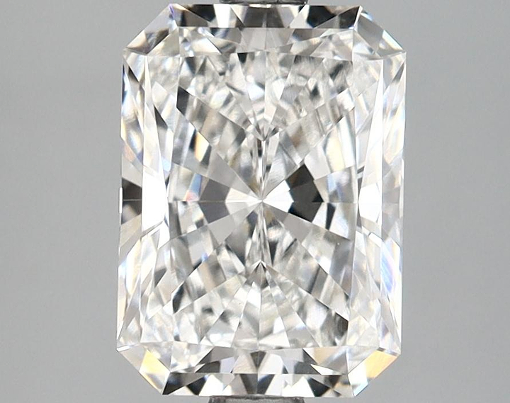 2.39 Carat Radiant Shaped Excellent Cut VVS2 IGI Certified Lab Grown Diamond