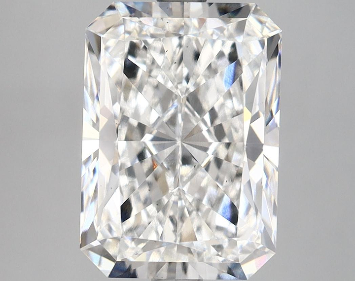 4.26 Carat Radiant Shaped Ideal Cut VS2 IGI Certified Lab Grown Diamond