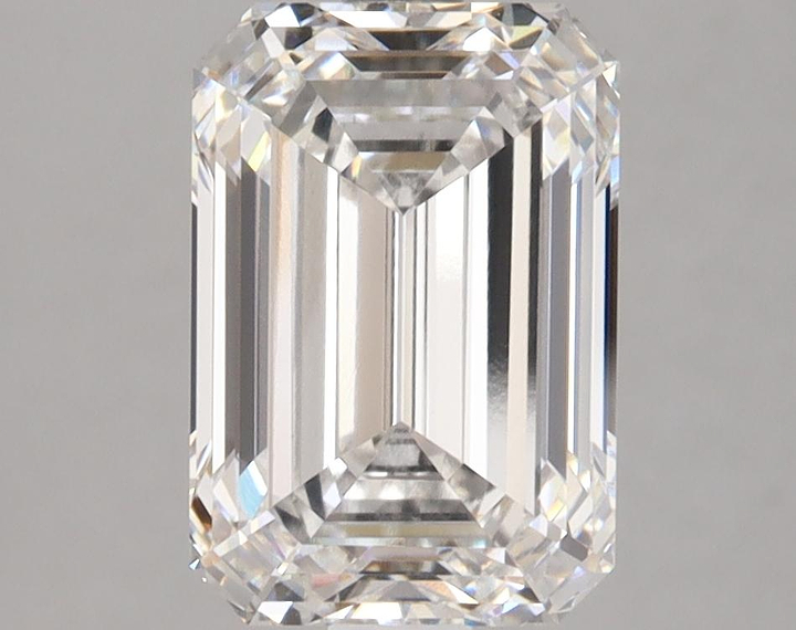 3.1 Carat Emerald Shaped Ideal Cut VS1 IGI Certified Lab Grown Diamond