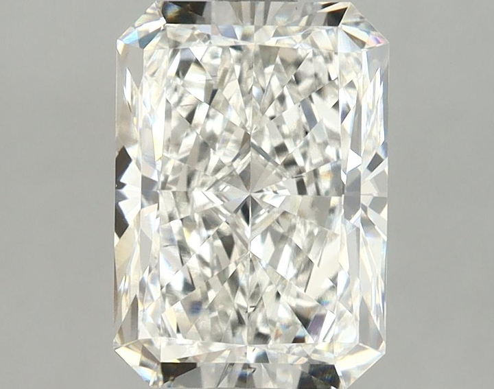 2.51 Carat Radiant Shaped Ideal Cut VS2 IGI Certified Lab Grown Diamond