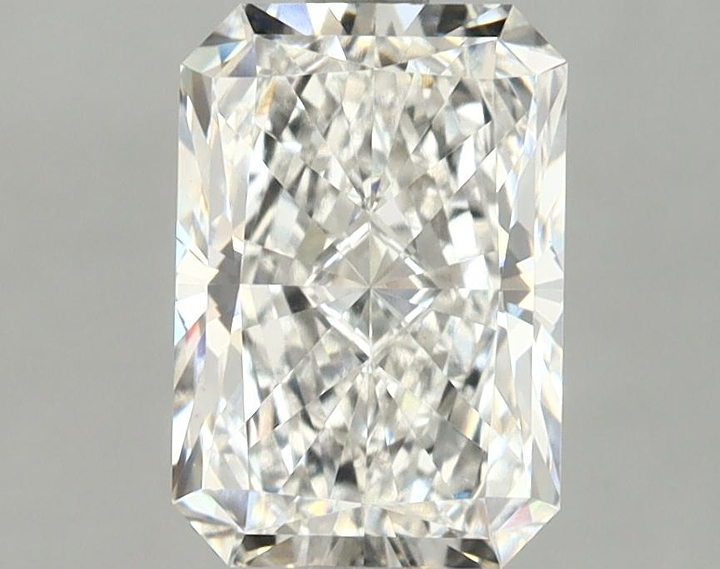 2.2 Carat Radiant Shaped Ideal Cut VVS2 IGI Certified Lab Grown Diamond
