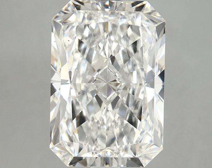 4.07 Carat Radiant Shaped Ideal Cut VS2 IGI Certified Lab Grown Diamond
