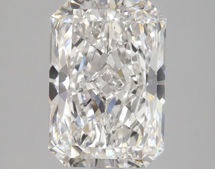 2.5 Carat Radiant Shaped Ideal Cut VS1 IGI Certified Lab Grown Diamond