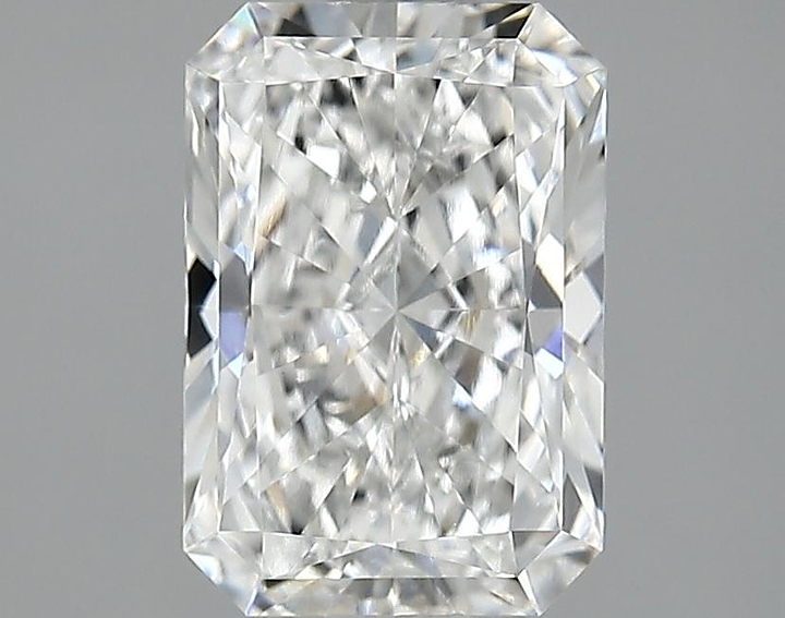 2.2 Carat Radiant Shaped Ideal Cut VVS2 IGI Certified Lab Grown Diamond
