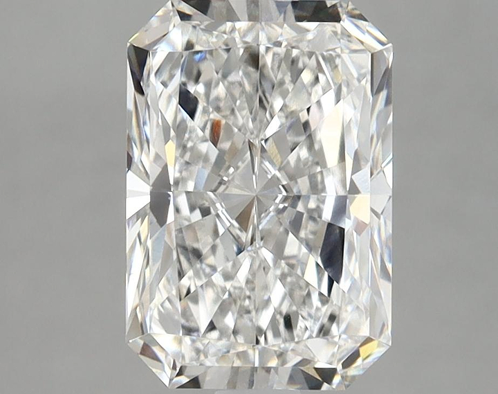 2.51 Carat Radiant Shaped Ideal Cut VVS2 IGI Certified Lab Grown Diamond