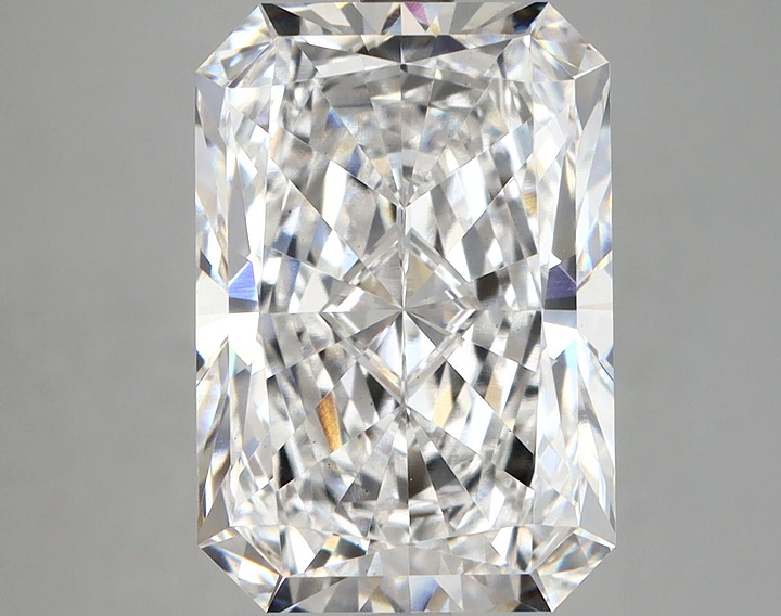 6.03 Carat Radiant Shaped Ideal Cut VS1 IGI Certified Lab Grown Diamond
