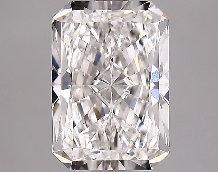 2.55 Carat Radiant Shaped Ideal Cut VS1 IGI Certified Lab Grown Diamond