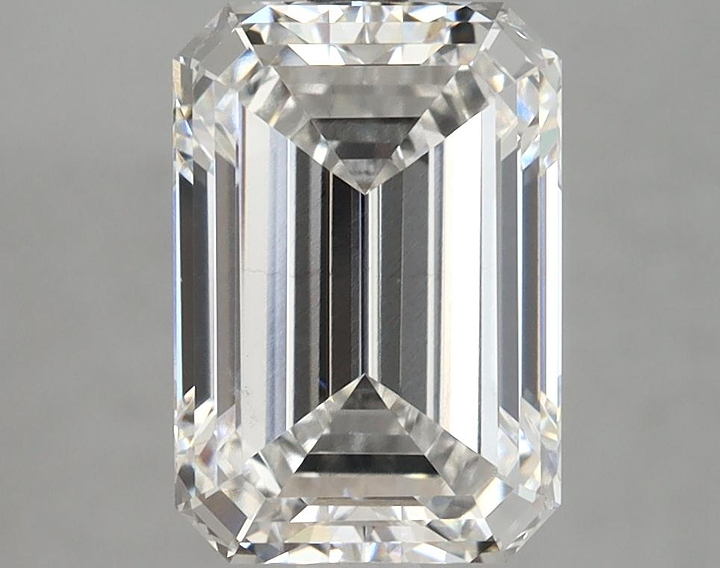 5.65 Carat Emerald Shaped Ideal Cut VS2 IGI Certified Lab Grown Diamond