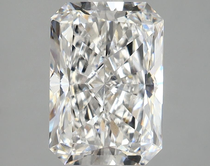 2.6 Carat Radiant Shaped Ideal Cut VS2 IGI Certified Lab Grown Diamond