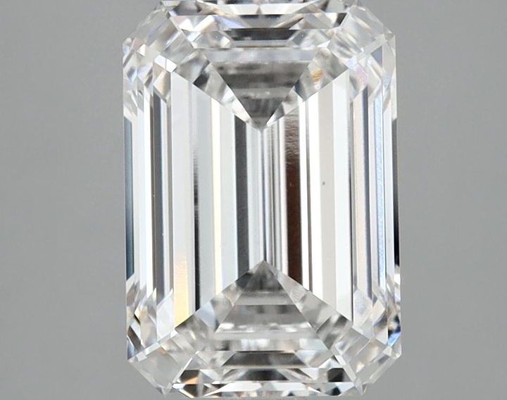 3.1 Carat Emerald Shaped Ideal Cut VS1 IGI Certified Lab Grown Diamond