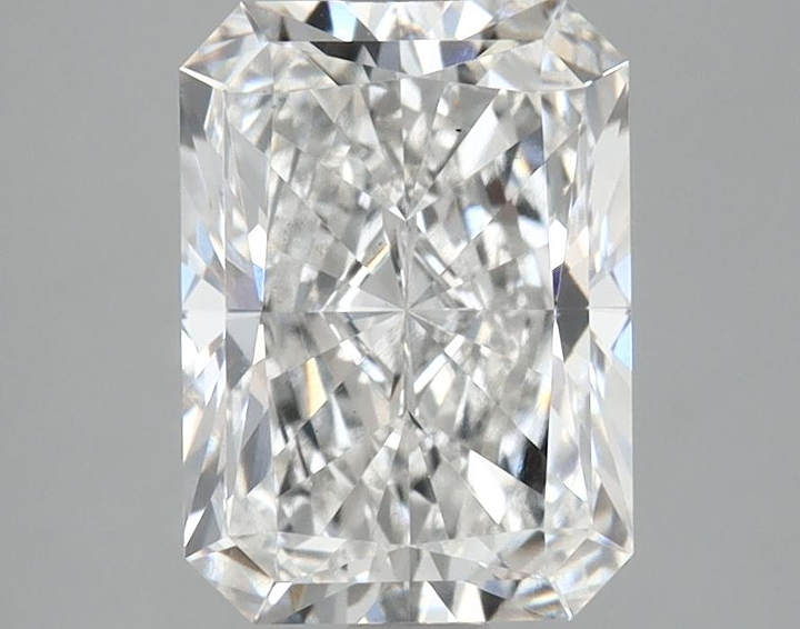 2.51 Carat Radiant Shaped Excellent Cut VS1 IGI Certified Lab Grown Diamond