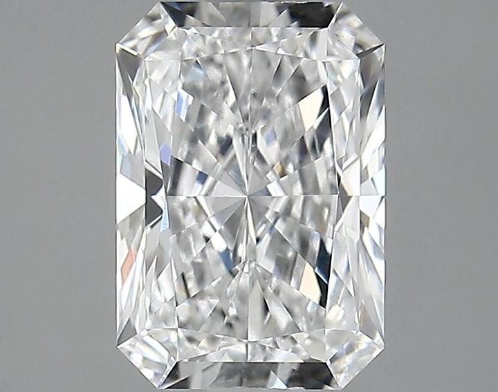 2.61 Carat Radiant Shaped Ideal Cut VS2 IGI Certified Lab Grown Diamond
