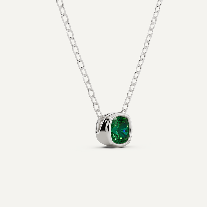 _roll_image@SKU:P245G-EMGC00250004W #metal_10k-white-gold+origin_lab-created
