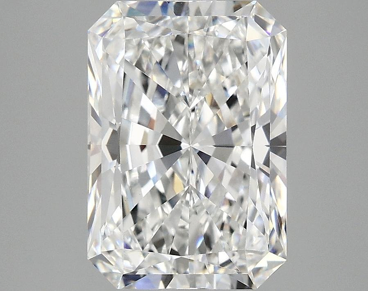 3.03 Carat Radiant Shaped Ideal Cut VVS2 IGI Certified Lab Grown Diamond