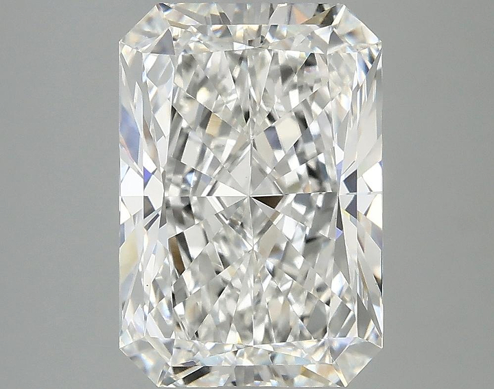 3.86 Carat Radiant Shaped Ideal Cut VS1 IGI Certified Lab Grown Diamond