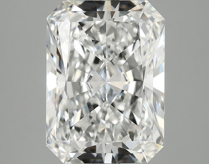 4.09 Carat Radiant Shaped Excellent Cut VS1 IGI Certified Lab Grown Diamond