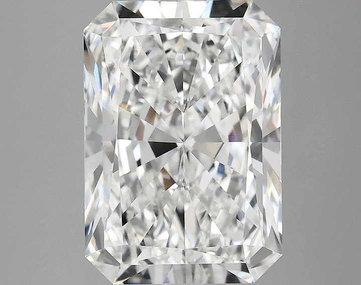 4.05 Carat Radiant Shaped Ideal Cut VVS2 IGI Certified Lab Grown Diamond