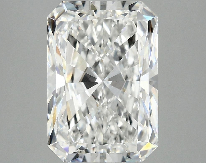 4.07 Carat Radiant Shaped Ideal Cut VVS2 IGI Certified Lab Grown Diamond