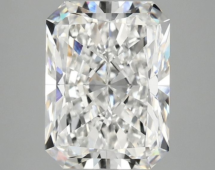 3.94 Carat Radiant Shaped Excellent Cut VS1 IGI Certified Lab Grown Diamond